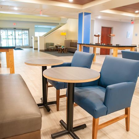 Holiday Inn Express Winona By Ihg Bagian luar foto