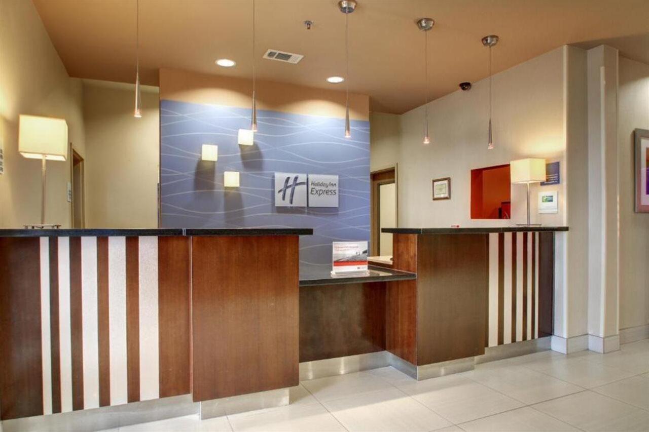Holiday Inn Express Winona By Ihg Bagian luar foto